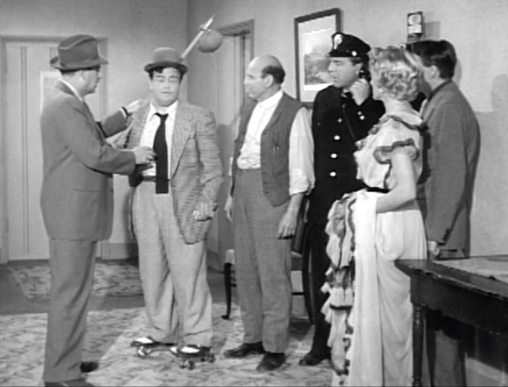 Cast of characters in Cheapskates - The Abbott and Costello Show season 2